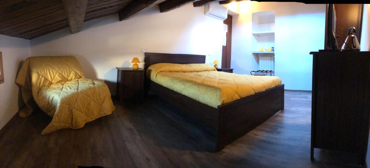 Bb Il Re Alla Reginella Guest House Roma Eksteriør bilde