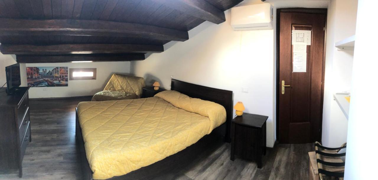 Bb Il Re Alla Reginella Guest House Roma Eksteriør bilde