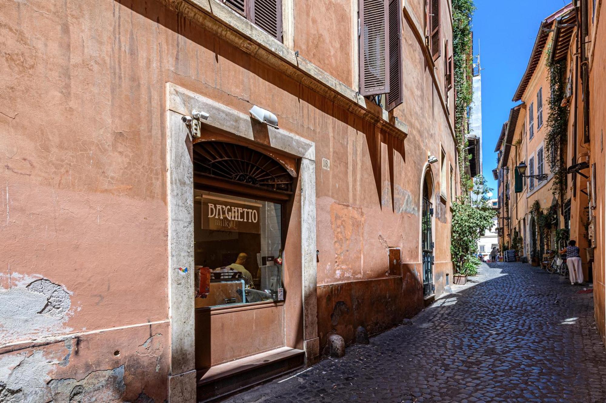 Bb Il Re Alla Reginella Guest House Roma Eksteriør bilde
