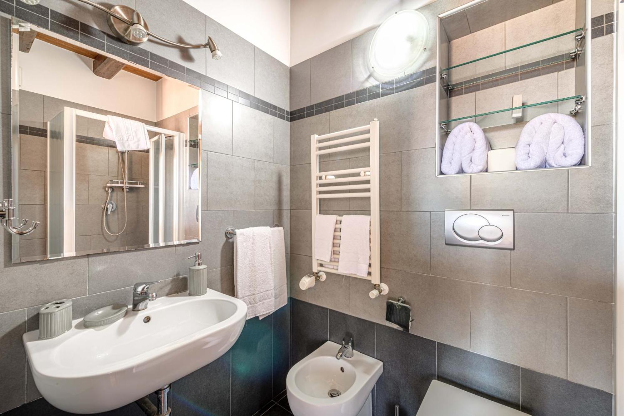 Bb Il Re Alla Reginella Guest House Roma Eksteriør bilde