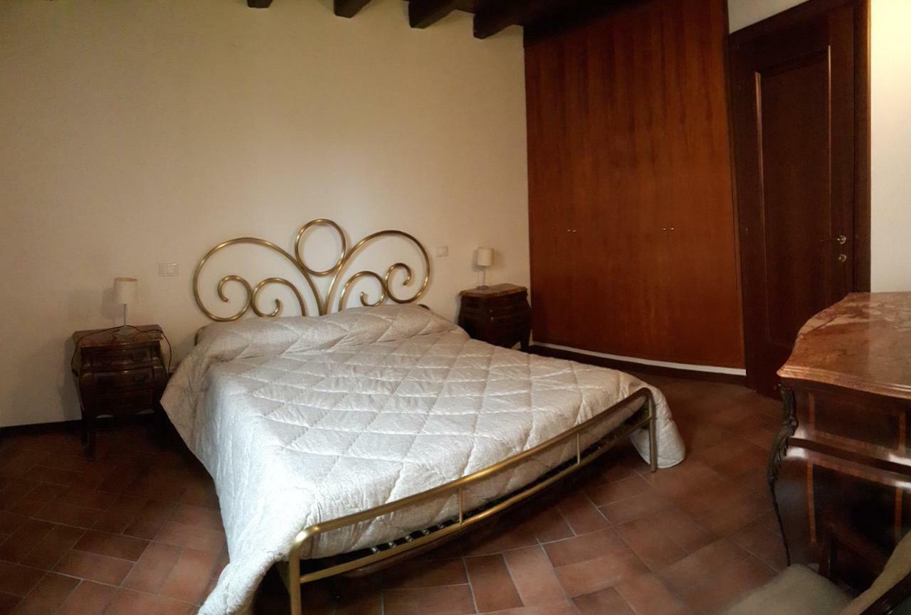 Bb Il Re Alla Reginella Guest House Roma Eksteriør bilde