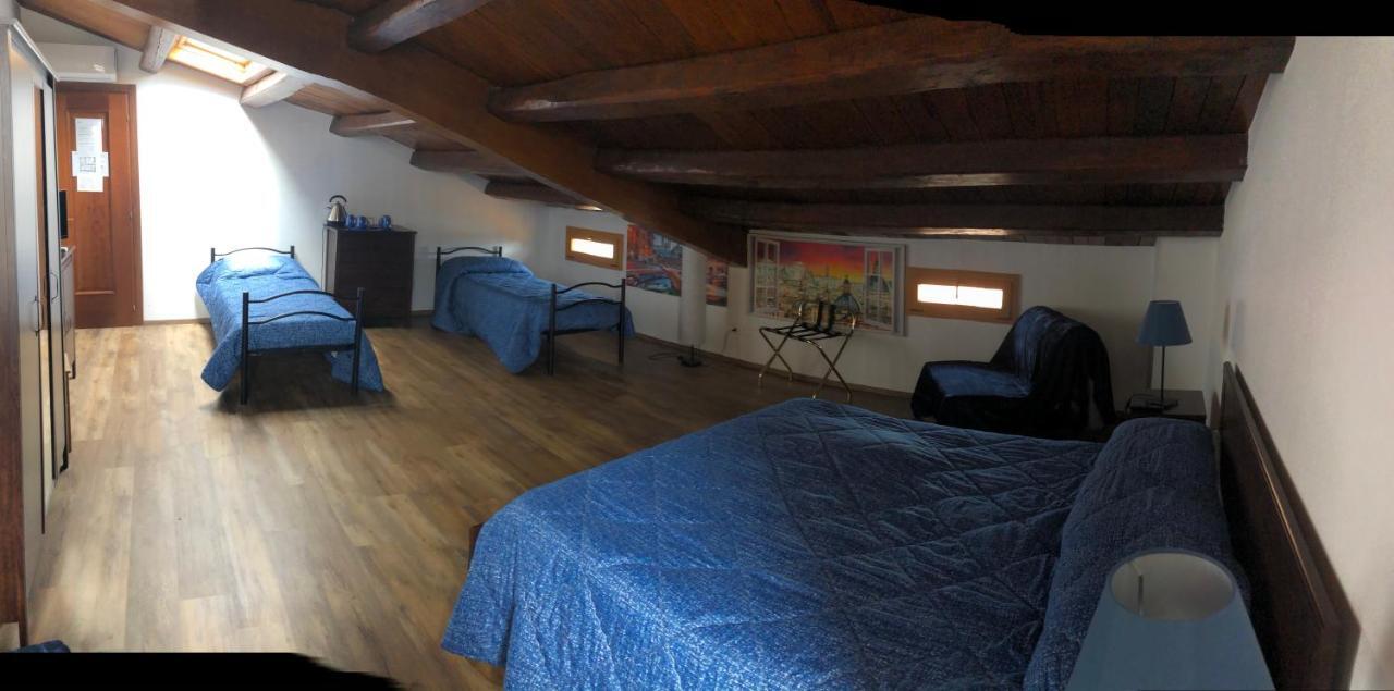 Bb Il Re Alla Reginella Guest House Roma Eksteriør bilde